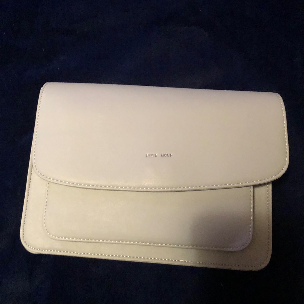 ***New with tags~PIXIE MOOD~ Zoe Crossbody Handbag~Grey***